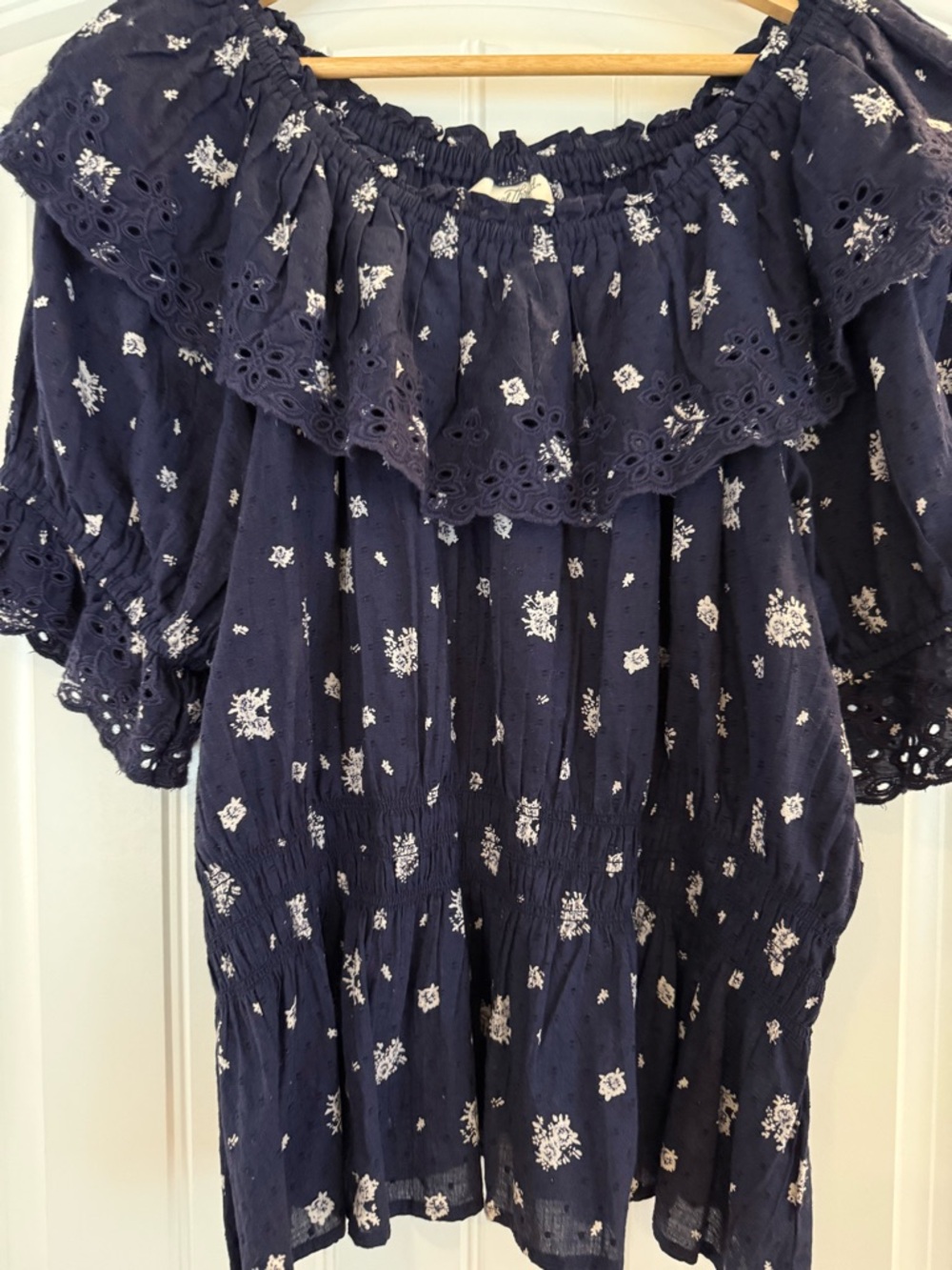 Universal Thread Navy Floral Ruffle Peasant Top - Picture 5 of 9